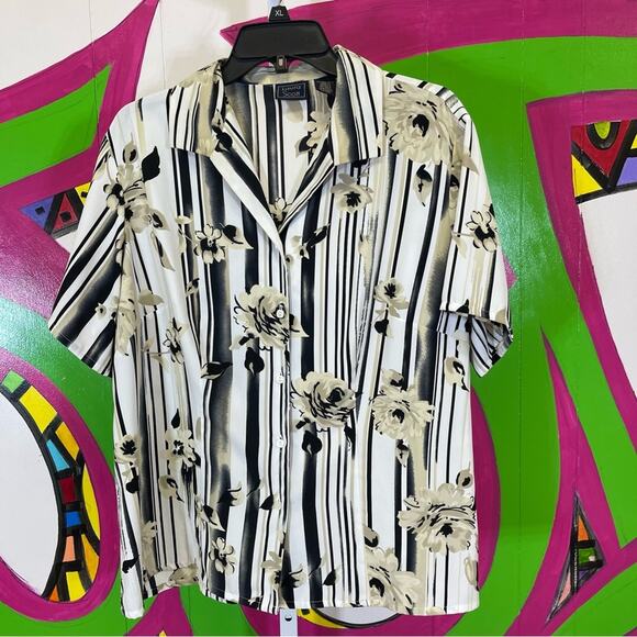 Laura Scott, Vintage Button Down Blouse, Size 18W. In excellent condition! - Picture 1 of 5
